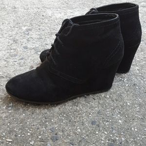 Suede wedged booties